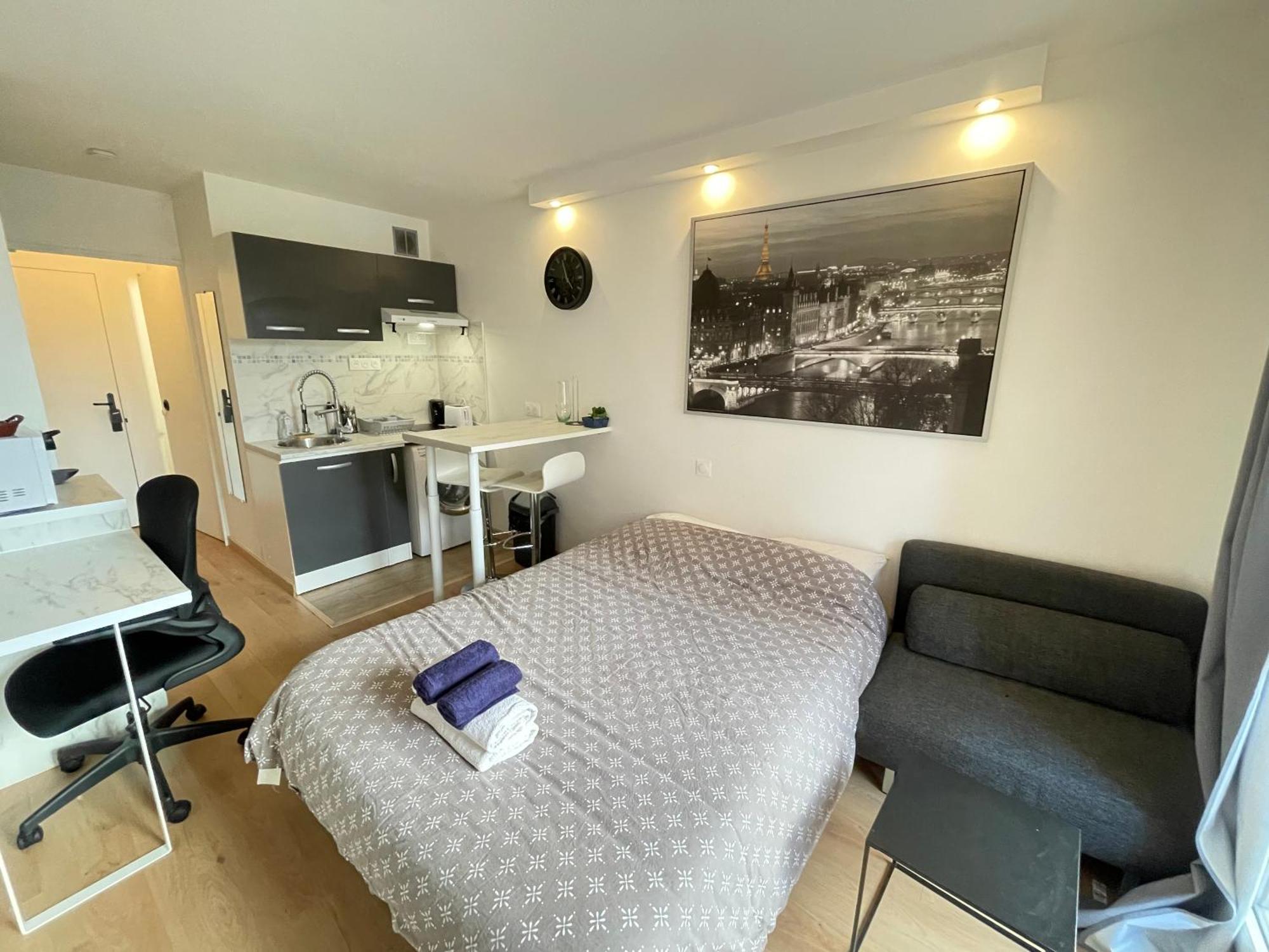 Exclusive Private Apartment By Warilco - Pleyel 25 M2 - A 1 Minute De La Station Metro Carrefour Pleyel Saint-Denis  Exterior photo